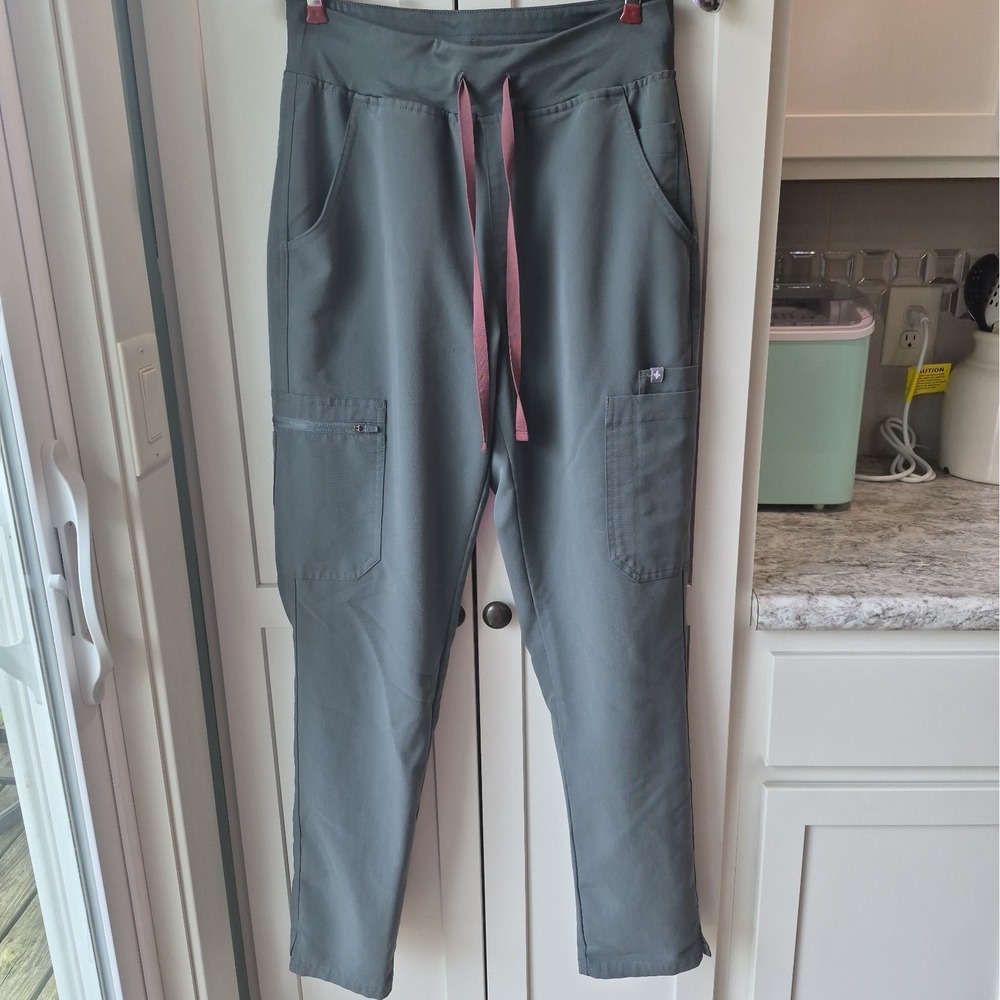 FIGS Yola Scrub Pants Womens Sz S Gray  High Waisted Slim Cargo W22SW2013